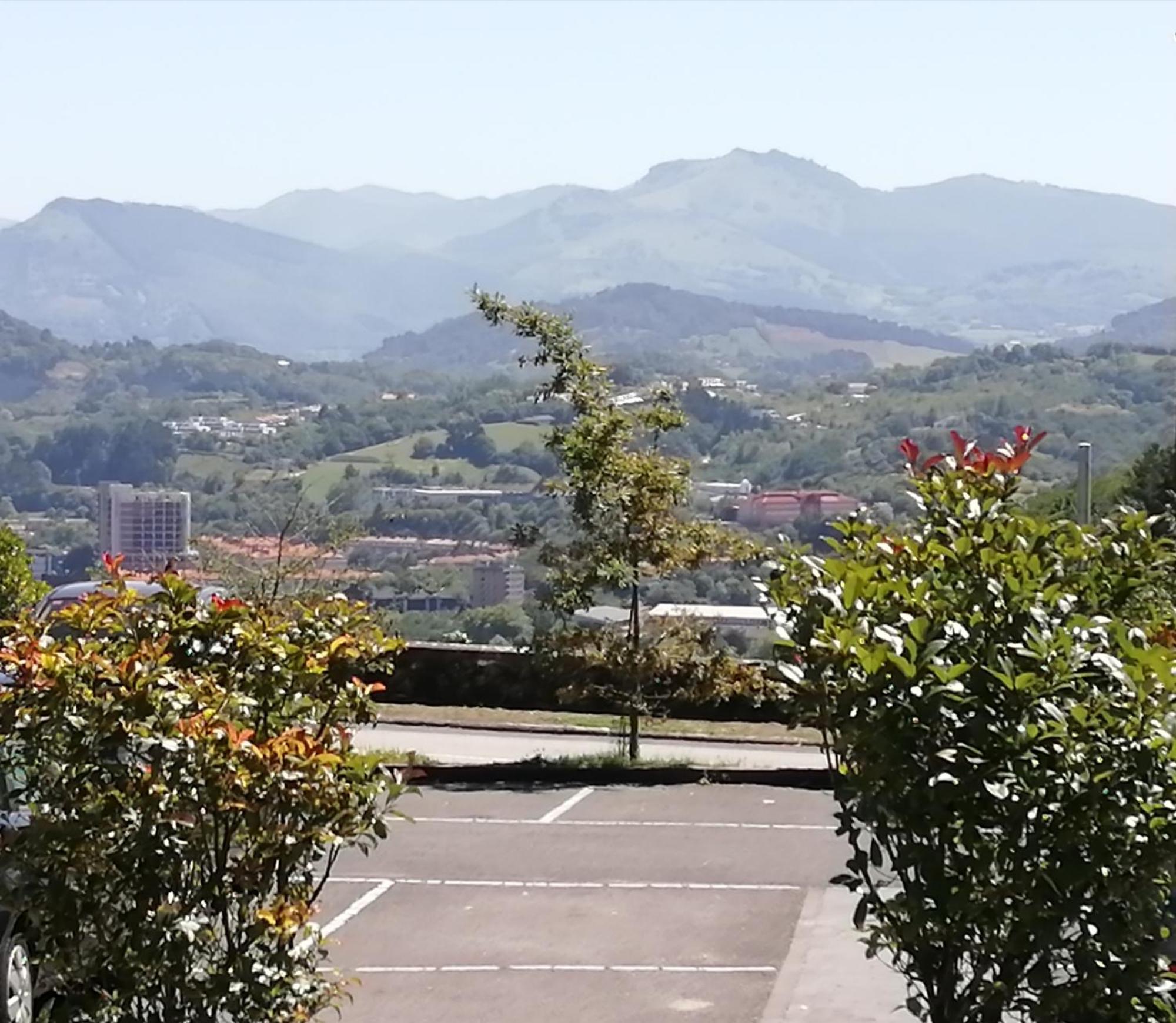 Cr Luarri — Fotos 1